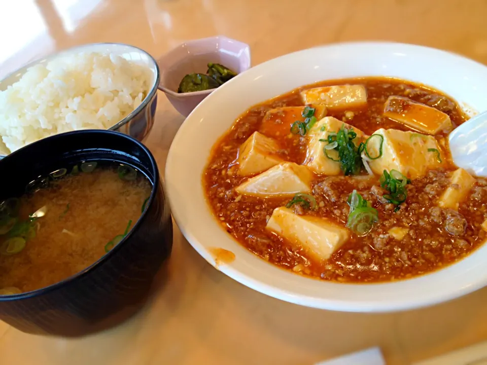 お昼。麻婆豆腐セット 500円|Kojiさん