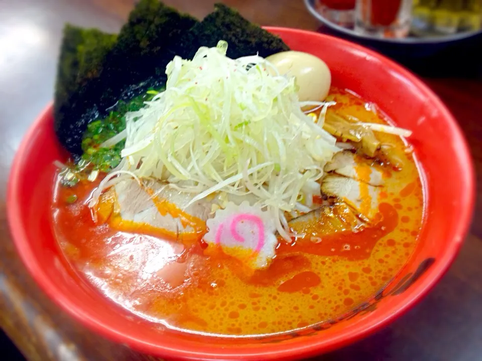 Snapdishの料理写真:赤マー油ラーメン|Daizo Watanabeさん