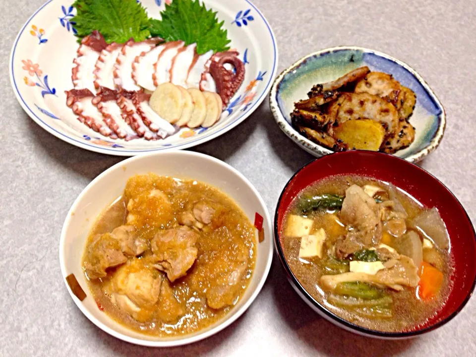 Snapdishの料理写真:根菜たっぷりの晩ご飯|Orie Uekiさん