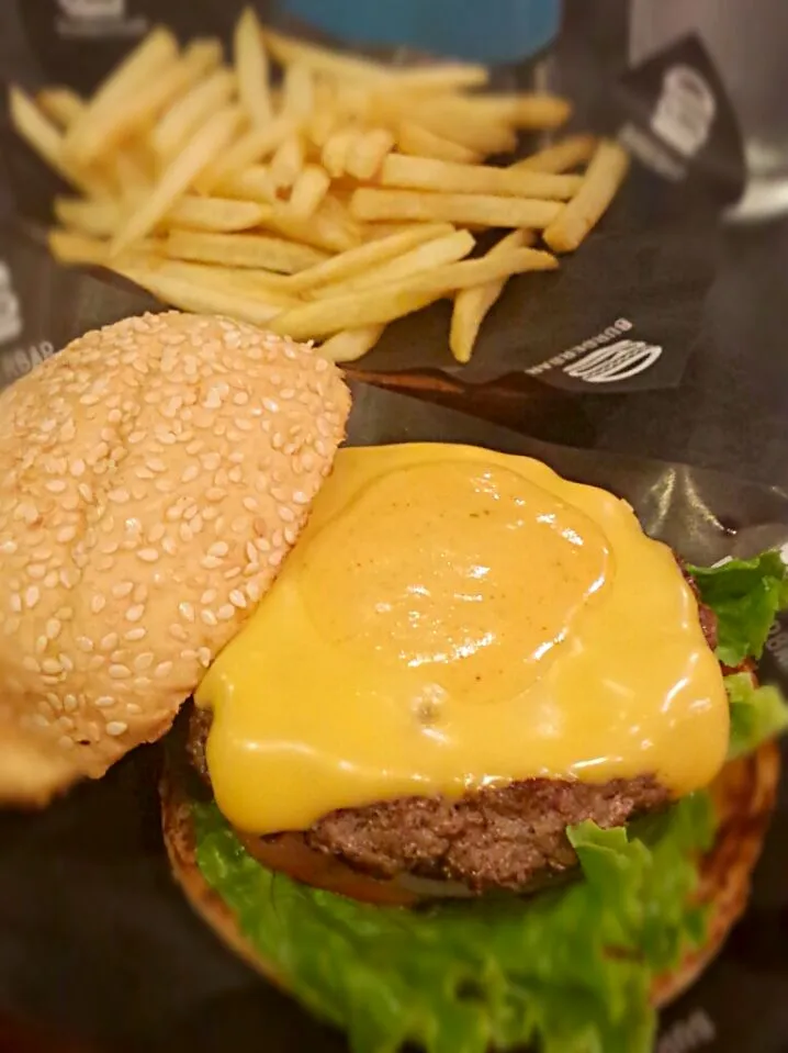 cheeseburger|enihsさん