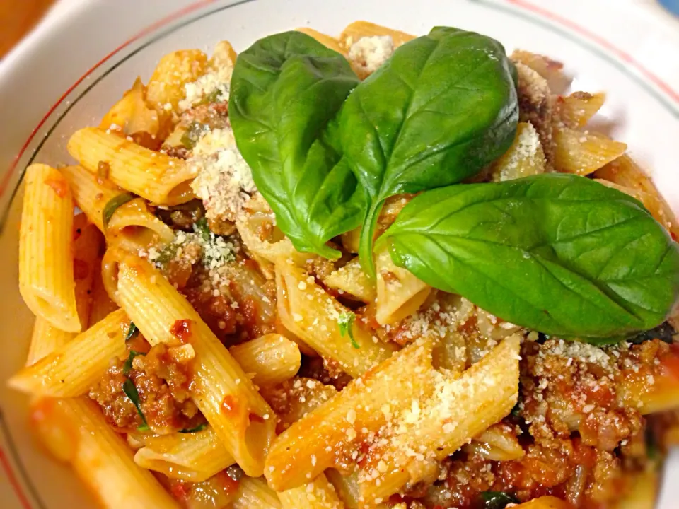 Penne with beef & mushroom ragu|Josh Fieldsさん