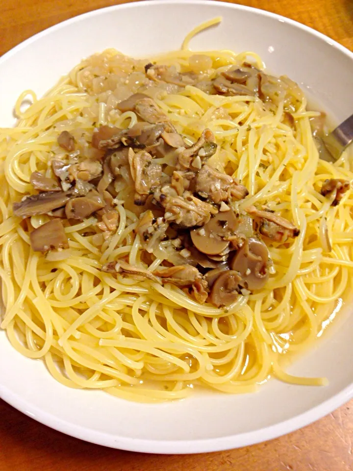 あさりコンソメパスタ|中華蕎麦 銀時さん