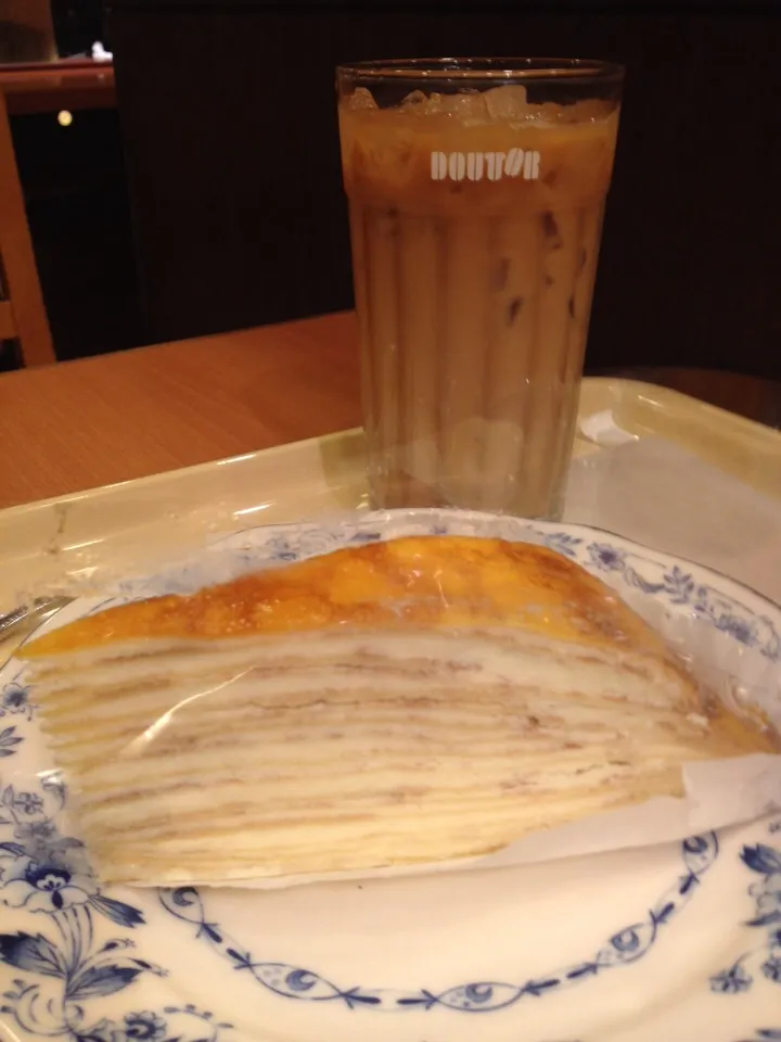 Snapdishの料理写真:ドトールコーヒーのケーキセット|shocoooooooさん