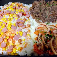 ホットプレートで、ピザご飯！イカキムチご飯！牛肉の甘辛ご飯！|さおりんさん