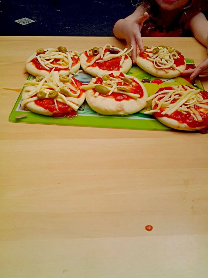 Snapdishの料理写真:Pizza|Nicolleさん