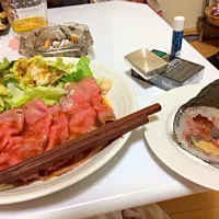 Snapdishの料理写真:〜節分〜 恵方巻きとローストビーフ|kodarenaさん