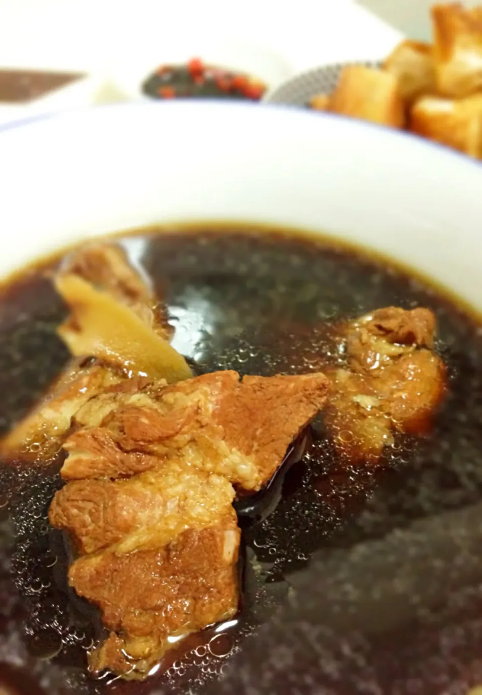 Snapdishの料理写真:Klang style herbal Bak Kut Teh(pork ribs soup)|coxiella24さん