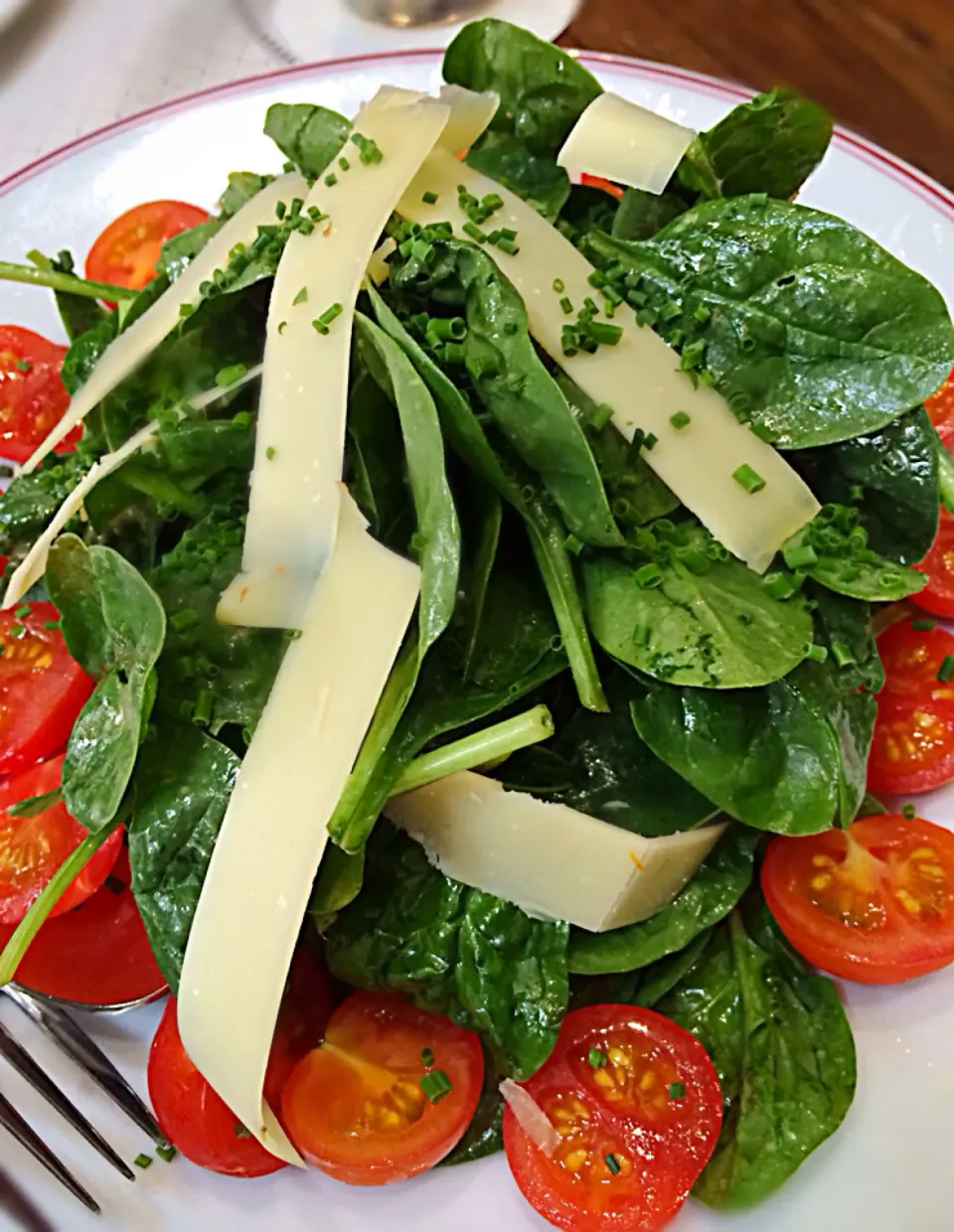 Snapdishの料理写真:Baby spinach & tomato salad|12Dragonさん