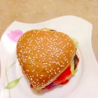 Snapdishの料理写真:Love Burger|kakisipitさん