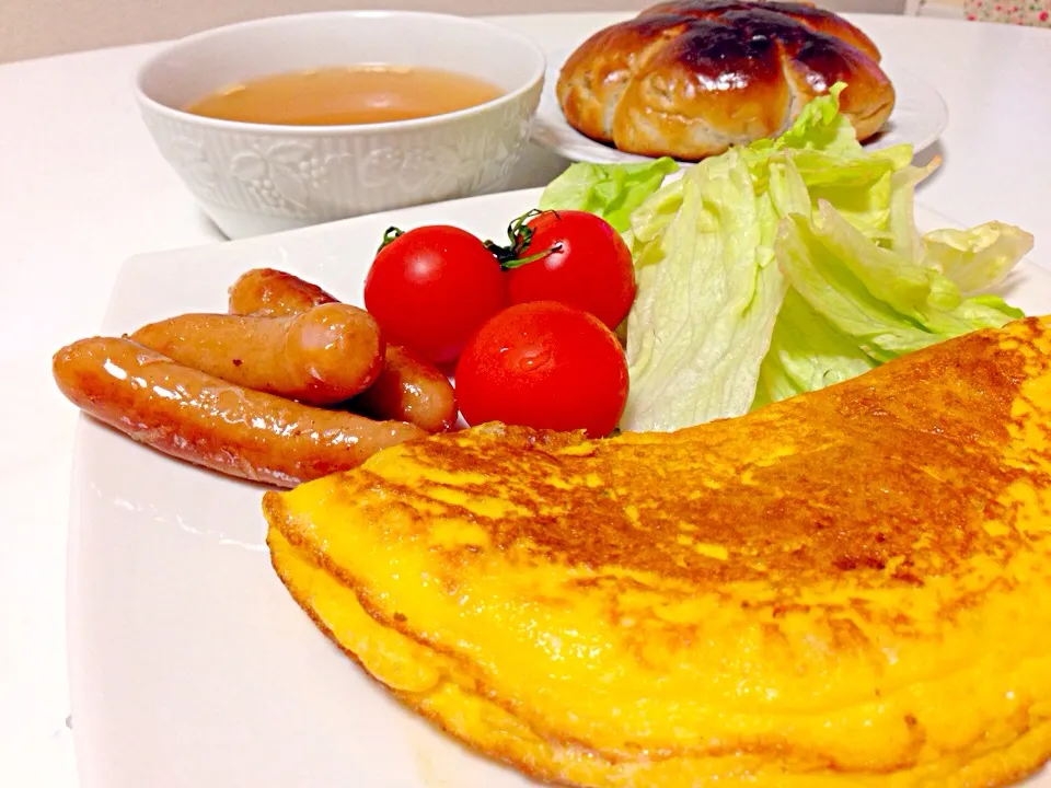 Potato omelet breakfast|amiさん