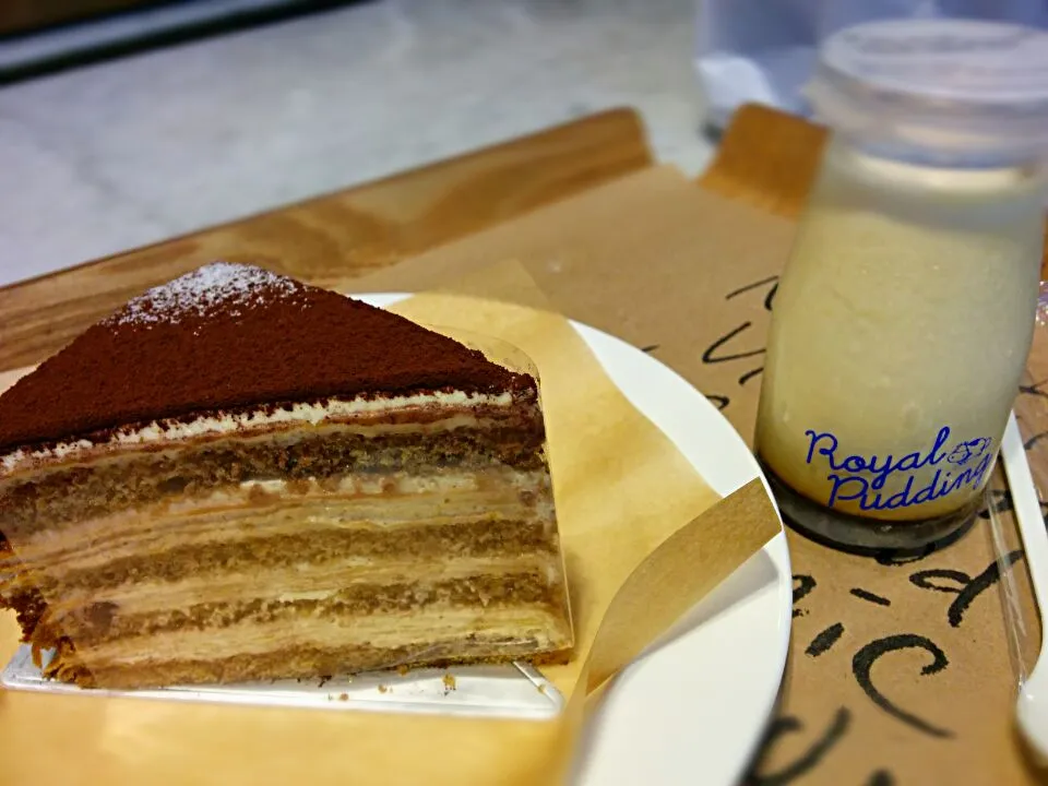 layered tiramisu crepe cake and royal milk pudding|Ernさん