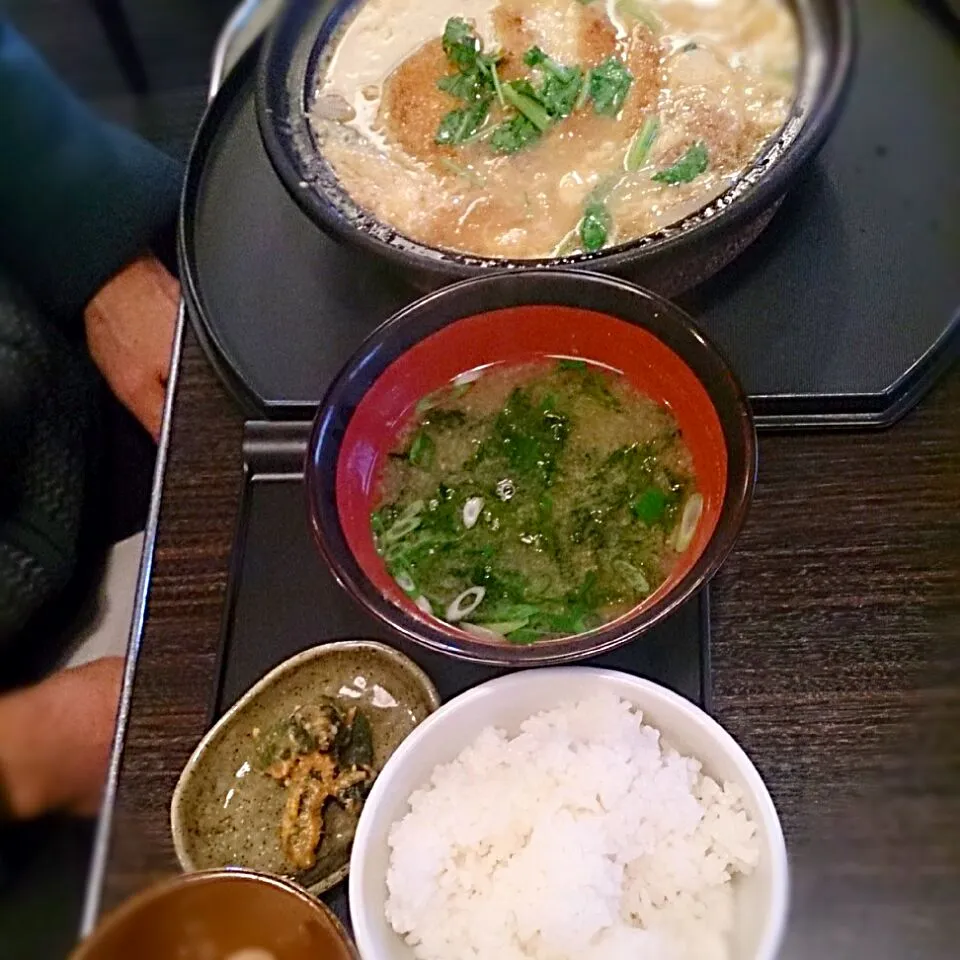 カツの卵とじ|まござんささん