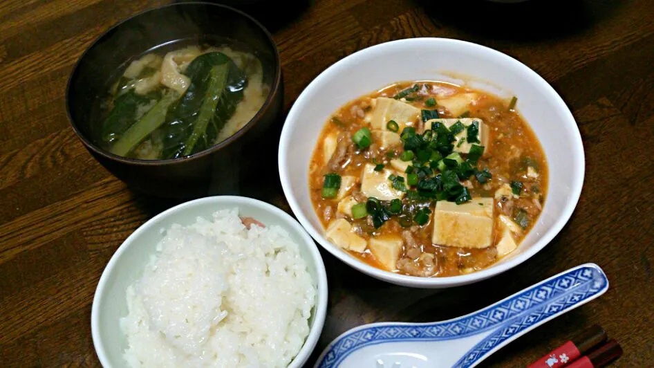 麻婆豆腐＆小松菜と油あげの味噌汁|えっちゃんさん