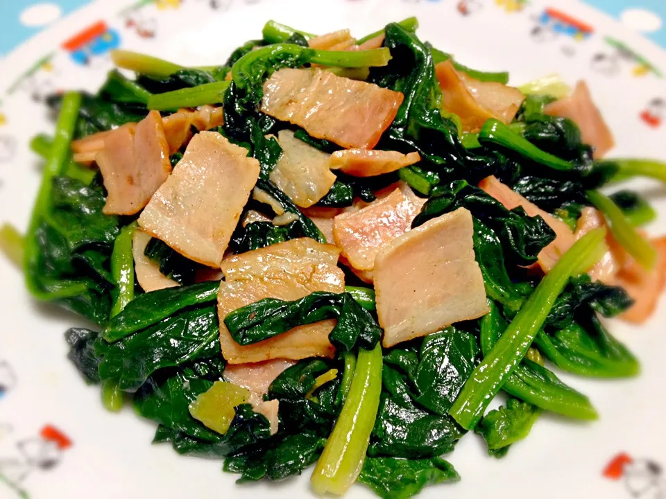 Bacon & Spinach stir fry|Liezlさん