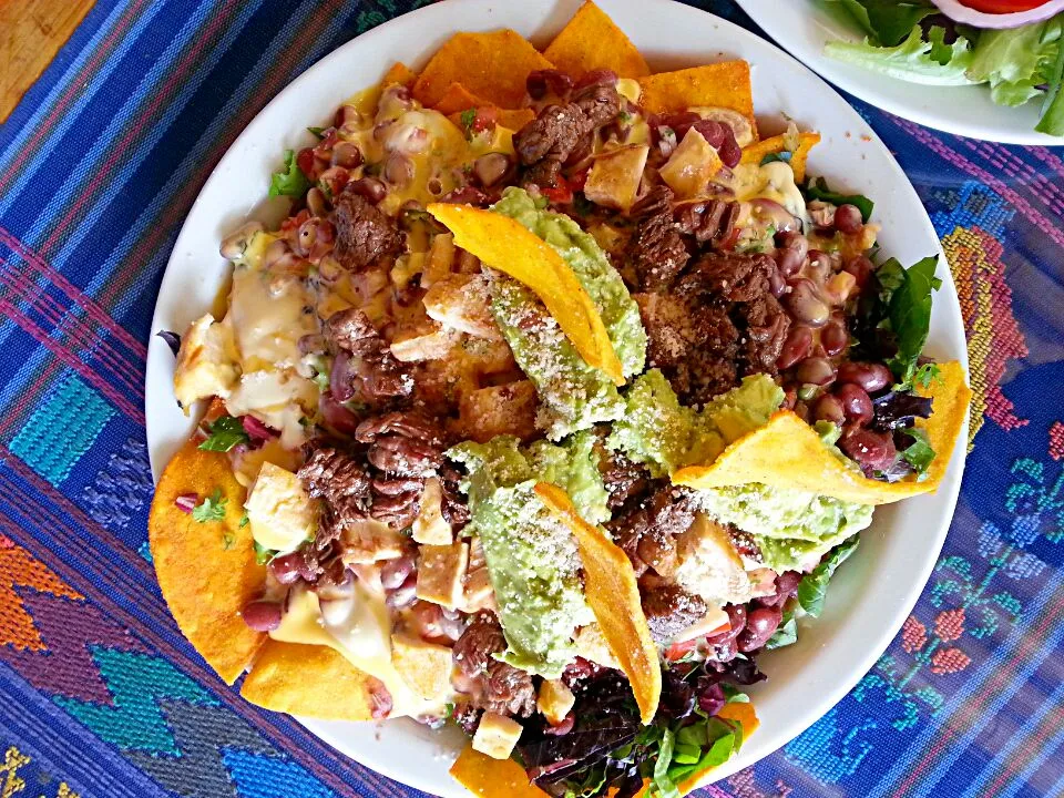 Guatemalan Nachos!!! This is for 2people, enough!|Discover the world through kitchens!世界の食卓を旅しよう！さん