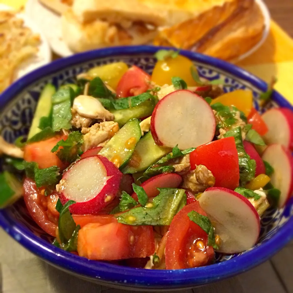 Radish and mozzarella mixed salad w/balsamic vinaigrette|Junya Tanakaさん