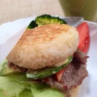 Snapdishの料理写真:ライスバーガー|大西さん