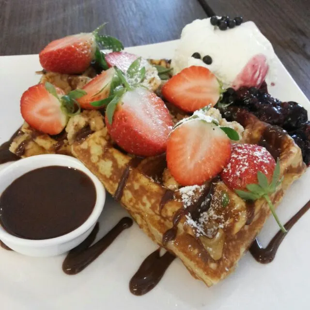 Tutti Frutti Waffles @ Max Brenner Chocolate Bar, Singapore|m!ckongさん