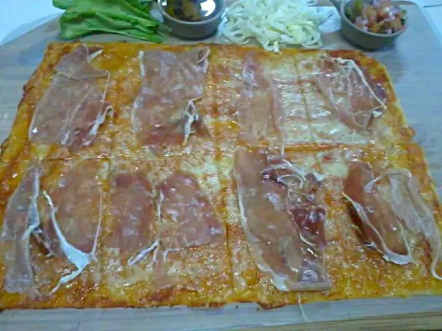 Pinoy Food: Parma Ham Panizza|Dan Alfred Garcia Madriagaさん