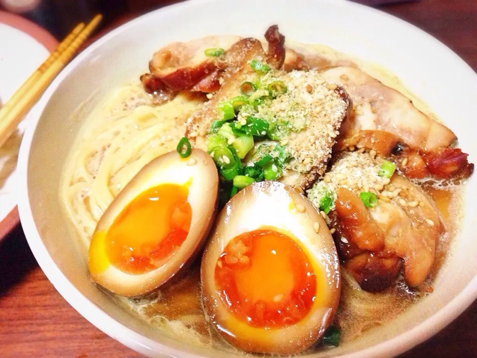 自家製味玉＆鶏チャーシューのラーメン|ころちゃんさん