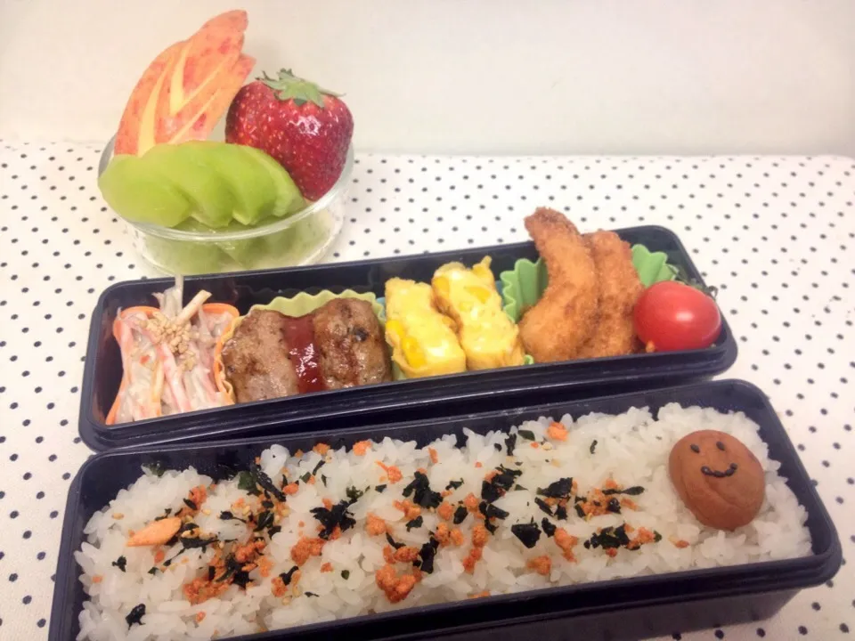 2/12 エビフライ弁当。|苺華さん