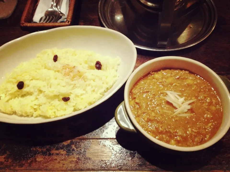 Snapdishの料理写真:ひよこ豆とひき肉のカレー＆ライス|gtuさん