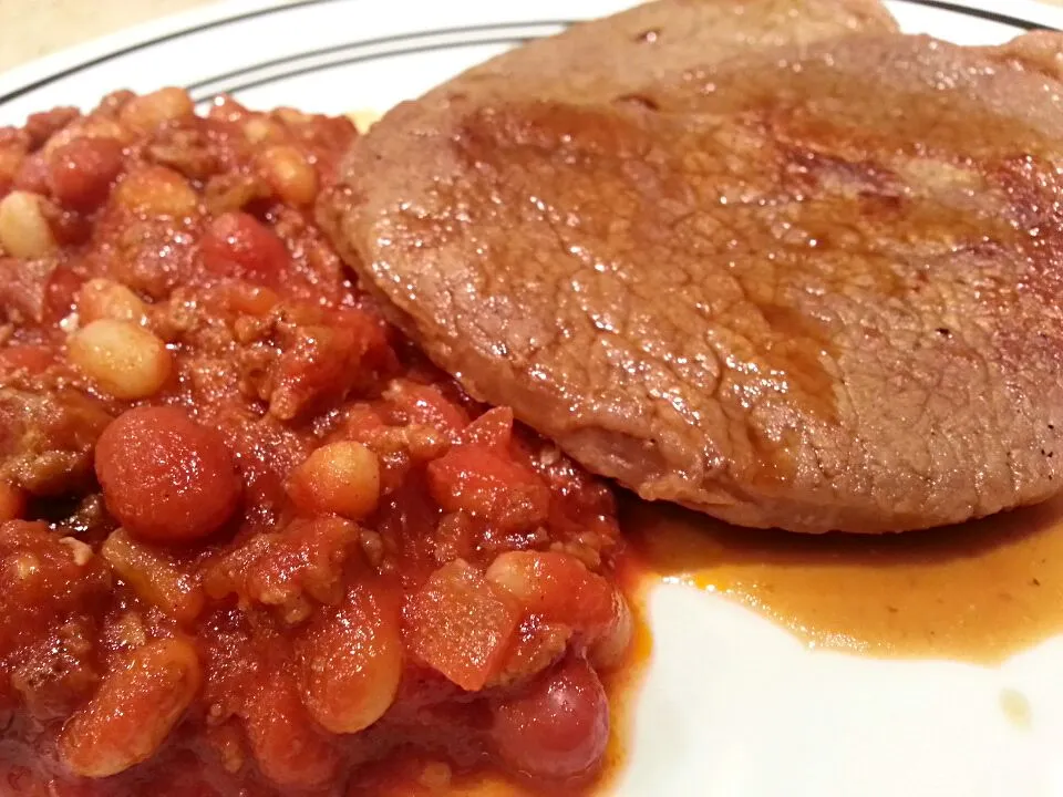 Thin Steaks & Block Party Beans|Melissa Marie Hallさん