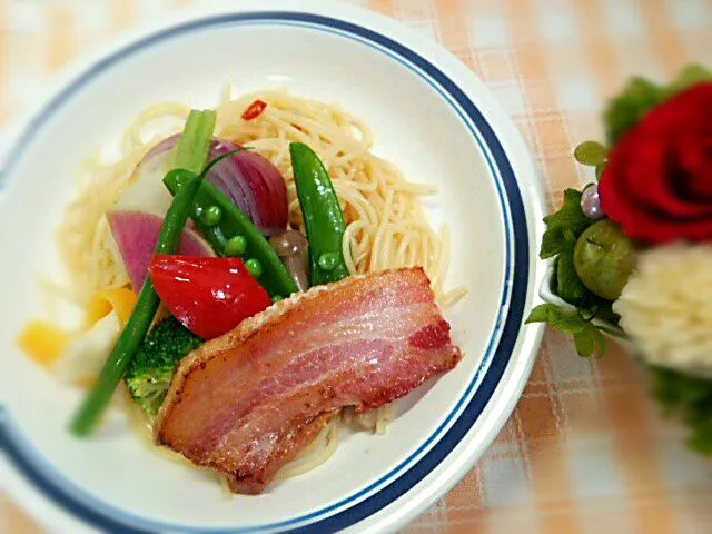 厚切りベーコンと有機野菜のペペロンチーノ|よっしー(=^ェ^=)さん