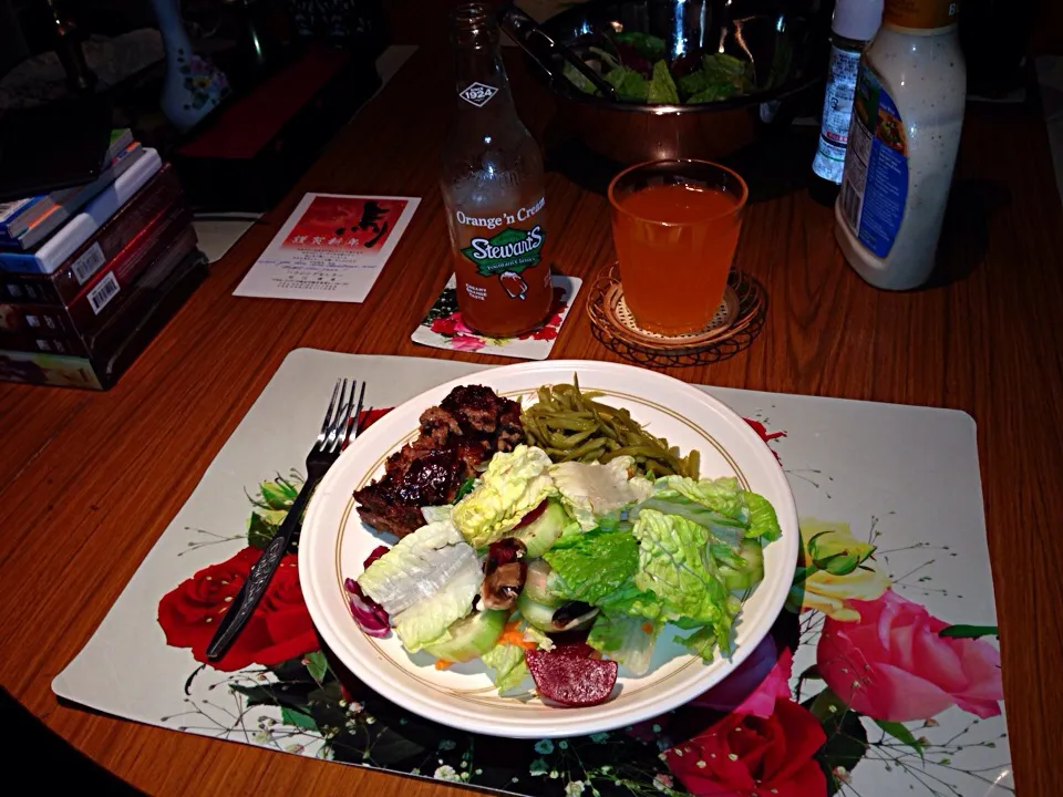 Meatloaf with Green beans and Salad|maria luisa ishiiさん