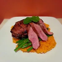 Crispy Skin Hoisen Duck with a Sweet Potato & Parmesan Mash & Minted Garlic Beans|Ben Brillさん