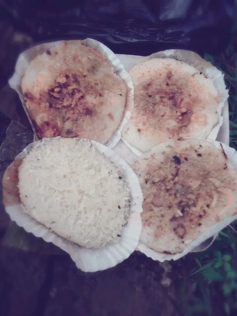 serabi rasa daging, keju dan bakso :9|Fitri Florensyaさん