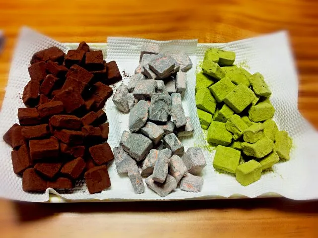 pavé chocolate ..Handmade...not bad...|Hwa-Kyung  Jangさん