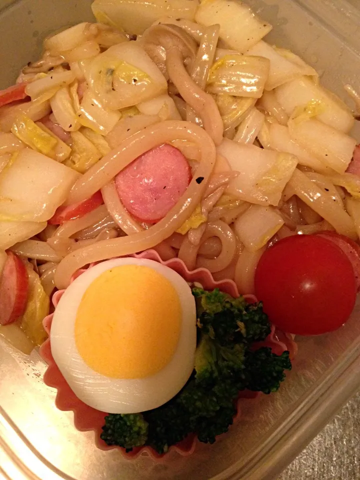 Snapdishの料理写真:今日の焼きうどん弁当☆|くうさん