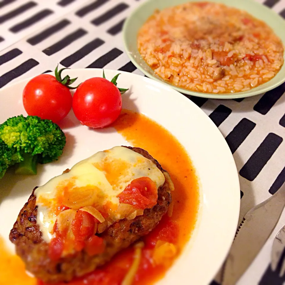 イタリアンハンバーグ🍀トマトリゾット風ご飯|mochaさん