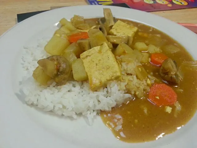 Snapdishの料理写真:japanese curry|Estuh Suhyoon Haさん