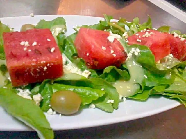 Fresh Organic Fruits : Watermelon Salad|Dan Alfred Garcia Madriagaさん