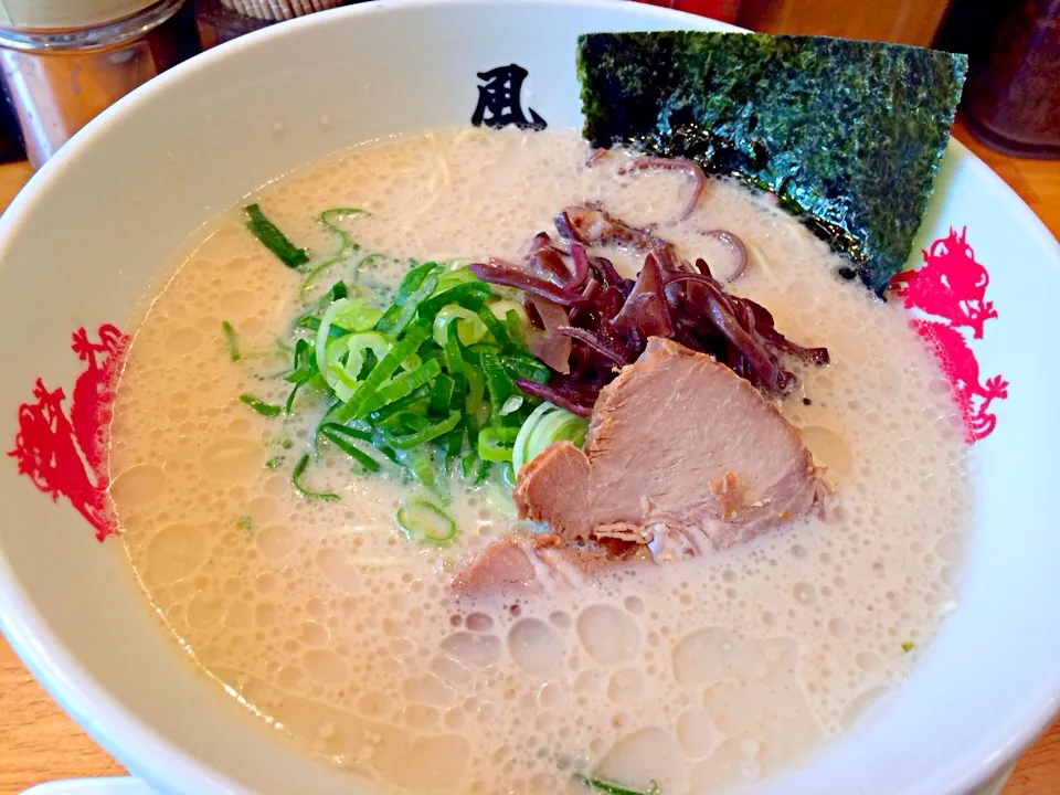 とんこつラーメン|こんどう かずゆきさん