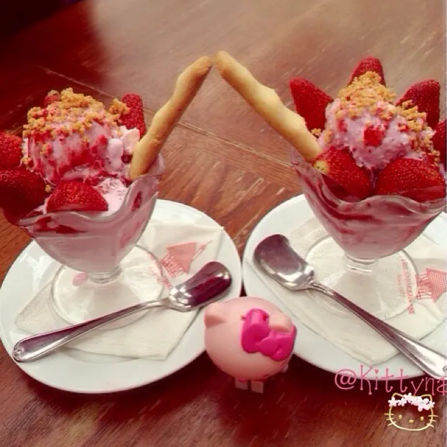 💓 i ♡🍓ice-creαm ⊚⃝⸜(ू๑›◡ु‹๑)🎀|🎀Kittyna🌸さん