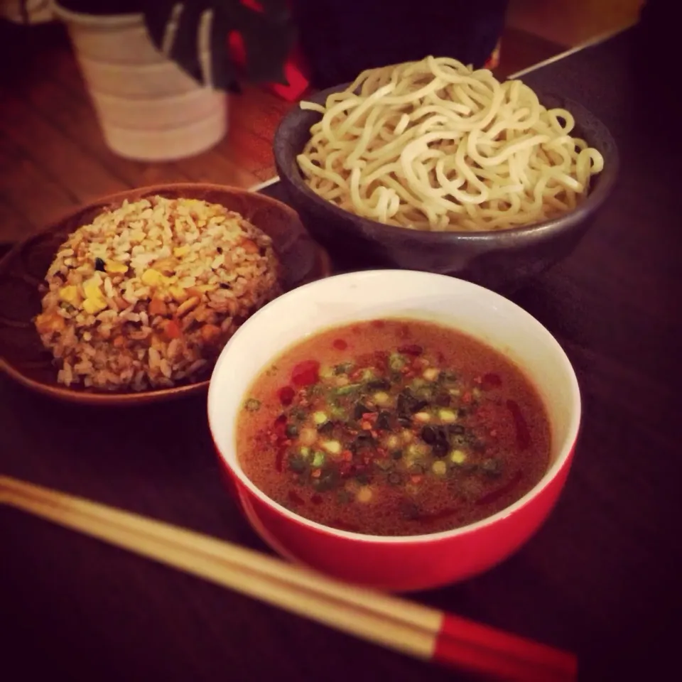 豚骨醤油のつけ麺と焼飯！|みきさん