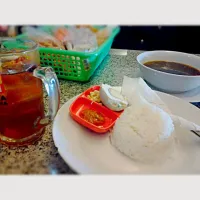 Snapdishの料理写真:nasi rawon ♡ maknyus,,,|Dewi Sartikaさん