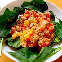 Snapdishの料理写真:Spinach and quinoa salad|Yokoさん