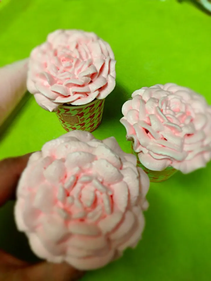 rose cupcakes|Oliveさん