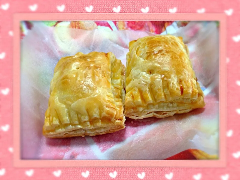 Snapdishの料理写真:お嫁ちゃん作、パパへバレンタインチョコパイ💕|みどりさん