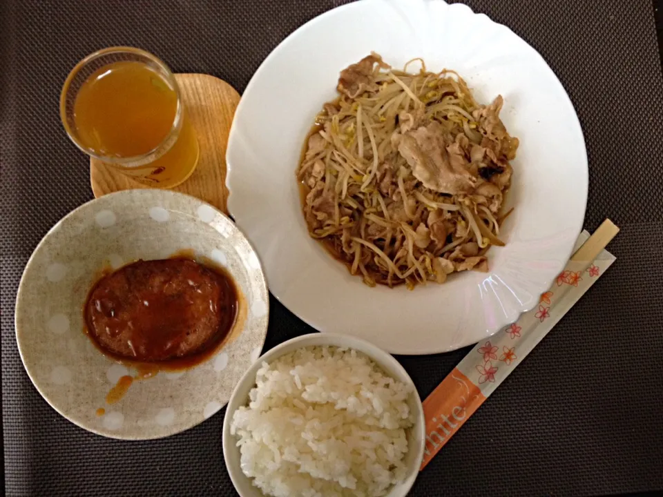 肉もやし炒めご飯|ばーさんさん