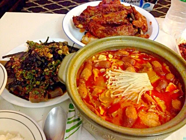 korean army stew & spicy pepper paste ribs & acorn jelly w/ soy dressing|agnes roさん