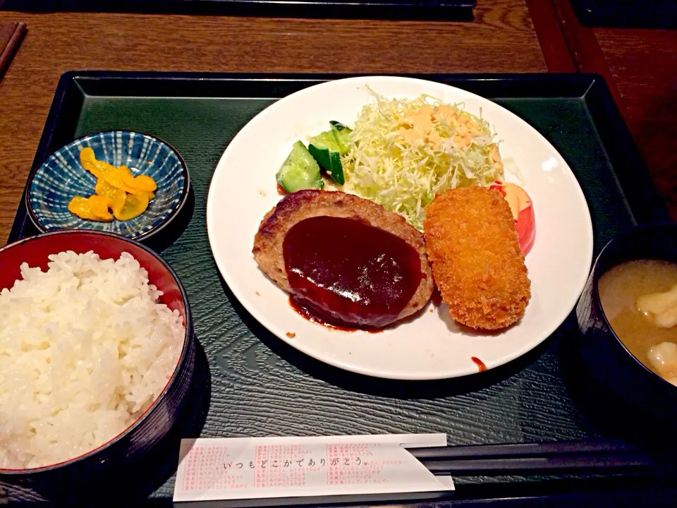 ハンバーグ＆カレーコロッケランチ|こんどう かずゆきさん