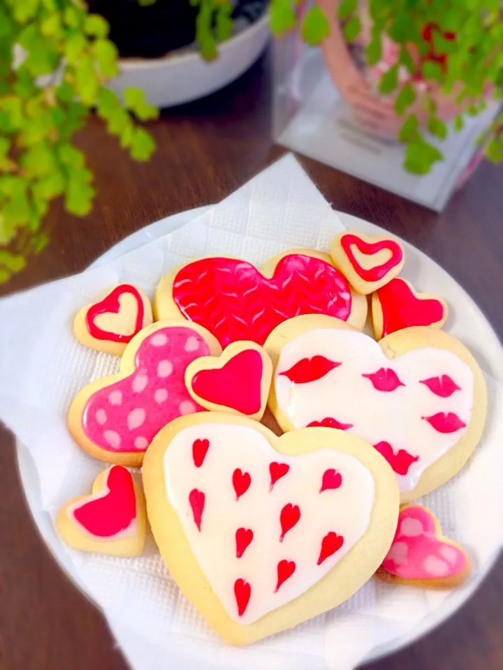 Frosted sugar cookies for valentines day|Kaori Kanekoさん