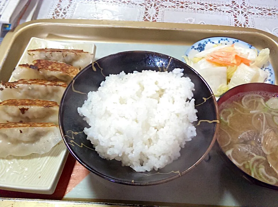 餃子定食|高畑善行さん