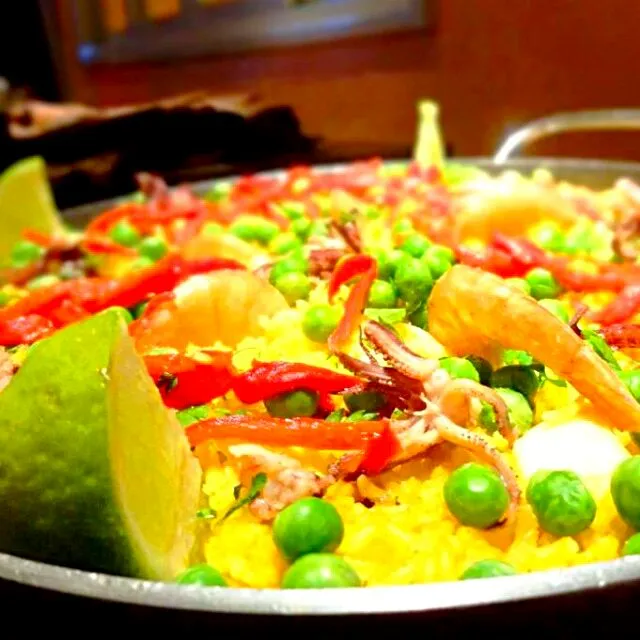 Snapdishの料理写真:Paella Valenciana|Rafael Fernandesさん