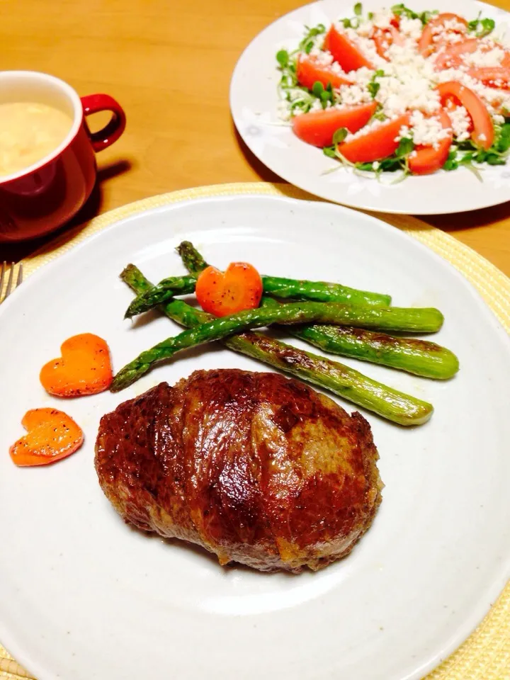 💖tonights dinner ! Meat on meat , yey!|ChaHo143さん